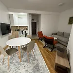 Mountain View Lux *