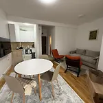 Mountain View Lux *